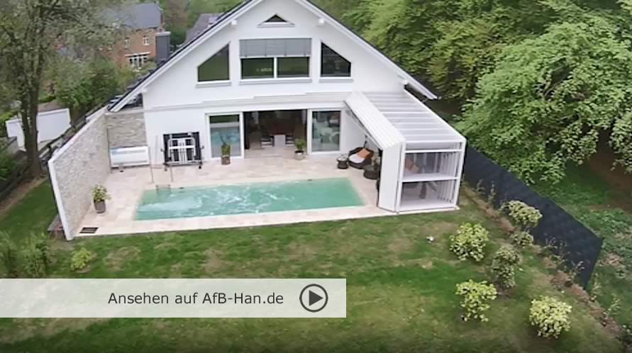 Frei geplantes Einfamilienhaus mit Multifunktionsterrasse - Video auf YouTube ansehen